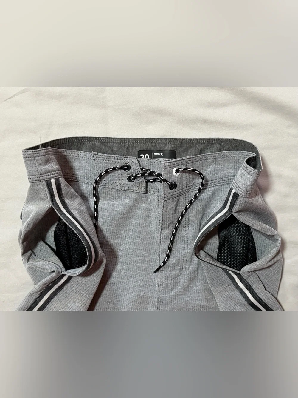Hurley Phantom Sessions Ripstop 16